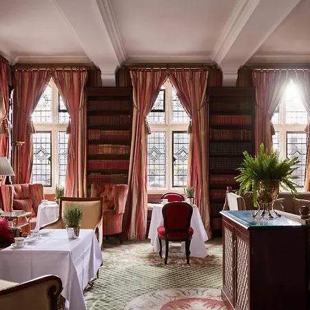 Milestone Hotel Kensington-3