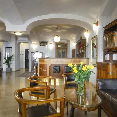 Hotel Mucha-2