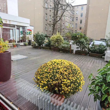 Sorat Hotel Berlin-3