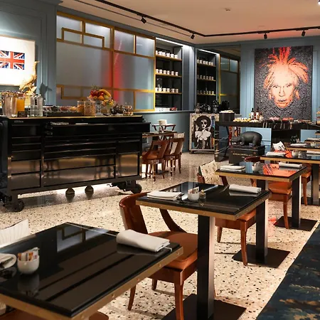 The Glam Boutique Hotel & Apt-3