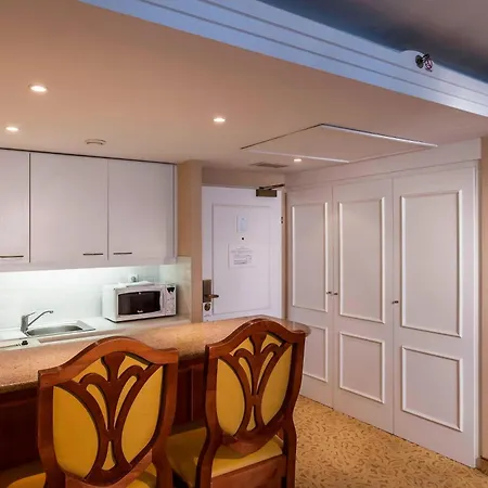 Millennium Court, Budapest - Marriott Executive Apartments-2