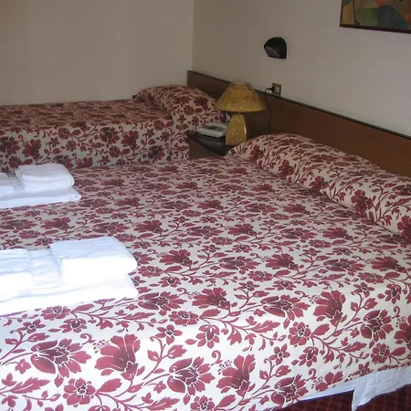 Hotel Niagara-2