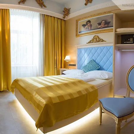 Hotel Urania-2