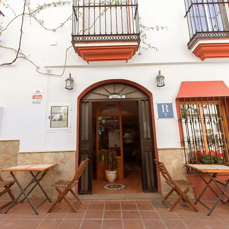 Hostal El Gallo-3