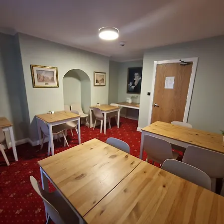 Lyndon Guesthouse-2
