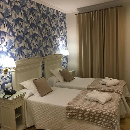 Adriano Boutique Sevilla-2