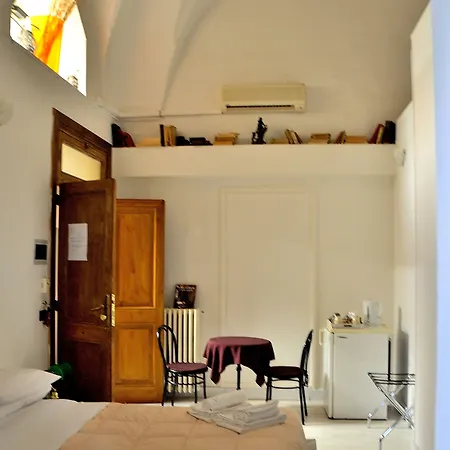 Azzurretta Guest House-3