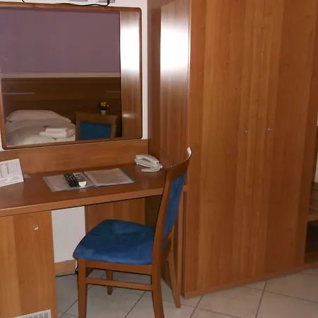 Albergo Meublè Abatjour-3