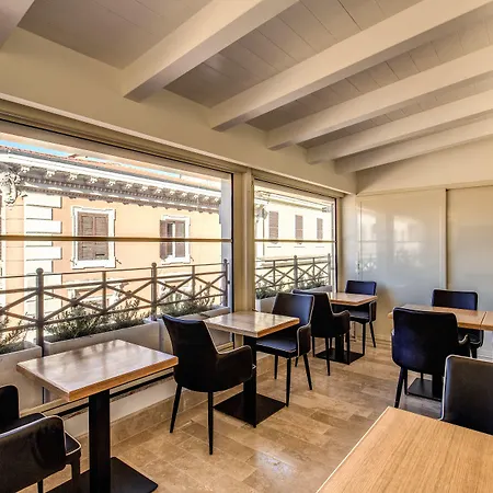 Hotel Domus Mea-2