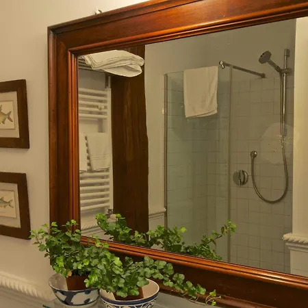 Guest House Arco Dei Tolomei-2