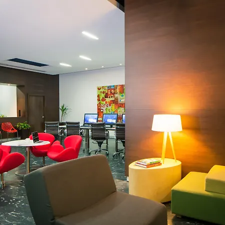 Fiesta Inn Monterrey Tecnologico-2