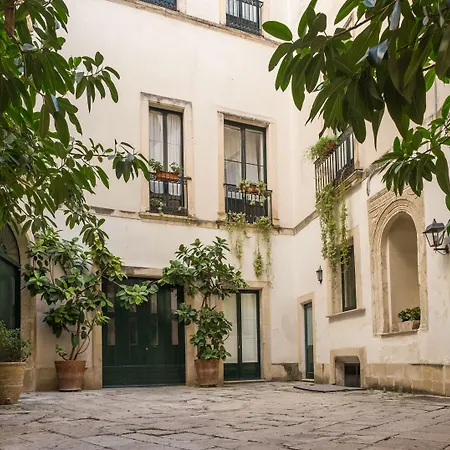 Palazzo Bernardini Suites-3