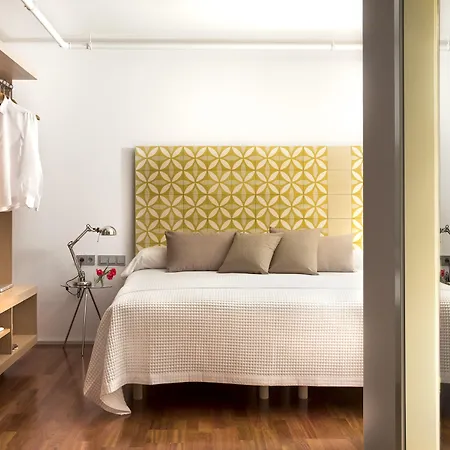 Eric Voekel Boutique Apartments - Madrid Suites-2