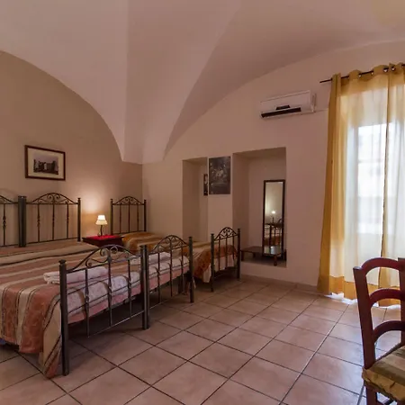 Albatro Rooms-2