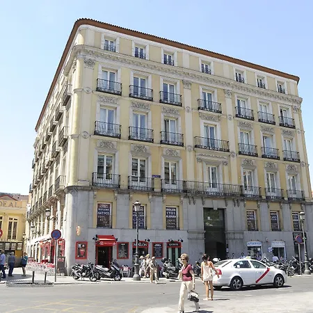 Mola Hostel-2