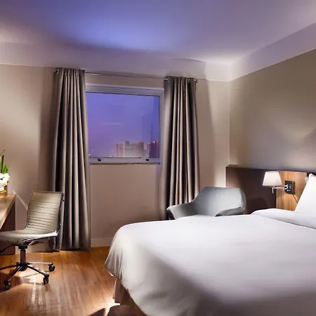 Delmond Hotel-2
