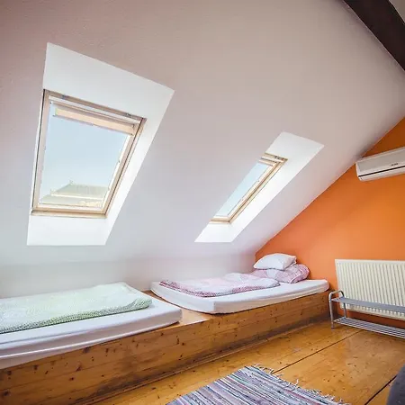 Unity Hostel Budapest-3