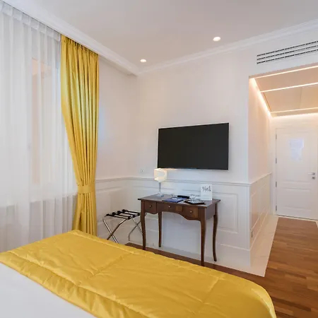 Hotel Degli Artisti-3