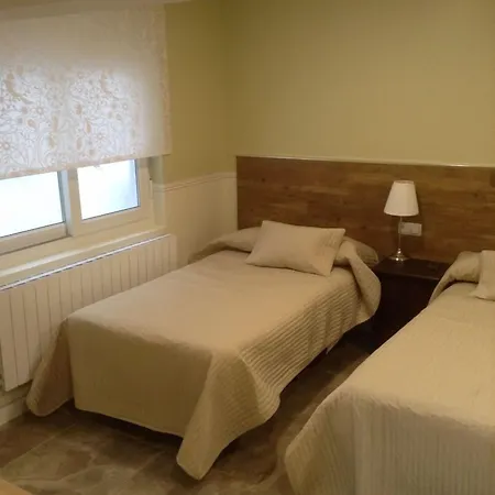 Hostal Vintage Santander-2