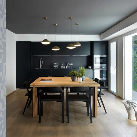 Conti Guest House-2