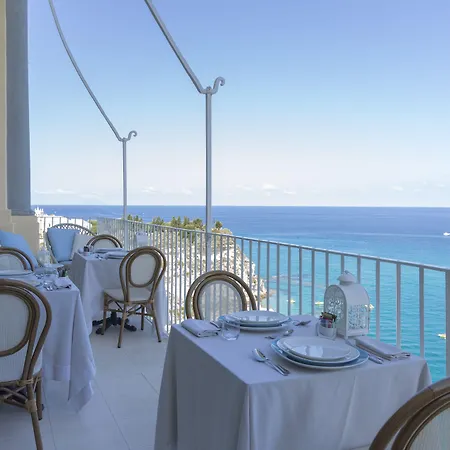 Palazzo Mottola Tropea-2