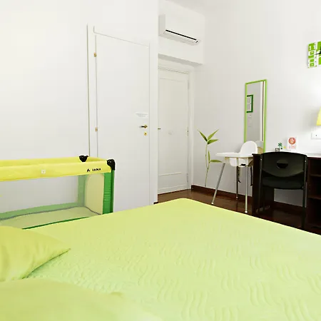 Take It Easy Roma Guest House-3