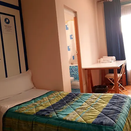 Hostal Padre Isla 1-3