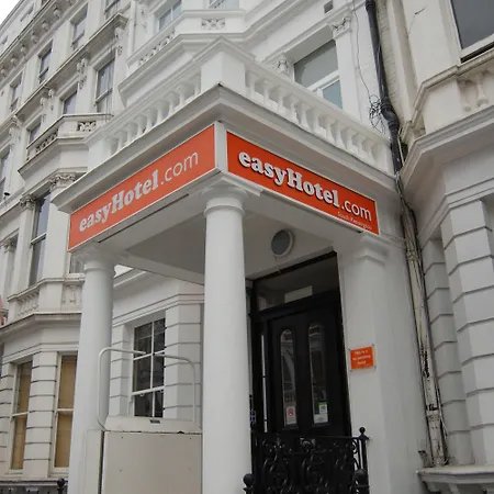 Easyhotel South Kensington-3