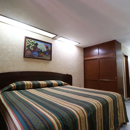 Hotel Isabel I-2