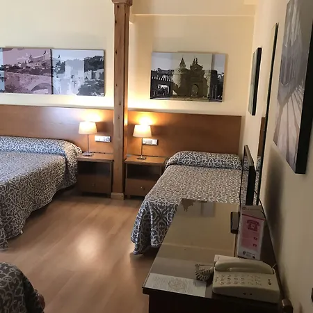 Hostal Santo Tomé-2
