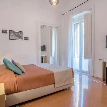 Napoliamo Guest House-3