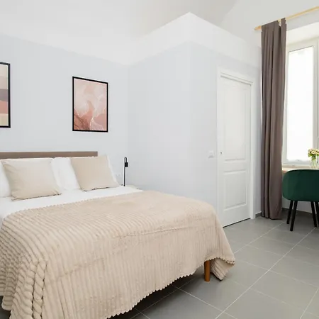 Plebiscito Luxury Rooms-3