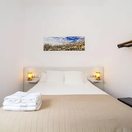 8 Rooms Tarifa-2