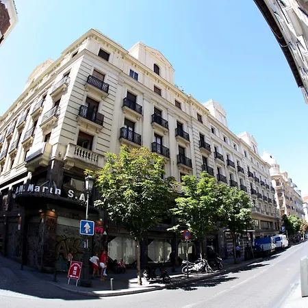 Hostal Sol Square Madrid-3