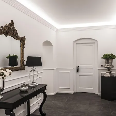 Palazzo Natoli Boutique Hotel-3