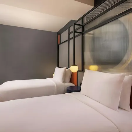 Aloft By Marriott Madrid Gran Via-3
