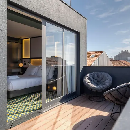 The Convo Porto Hotel & Suites-3