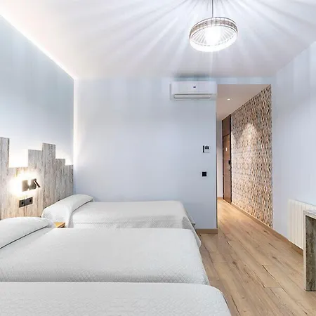 Hostal Anton Martin-2