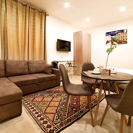 Coladir Guest House-2