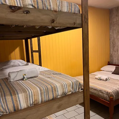 BC Paradise Hostel&Suítes-2