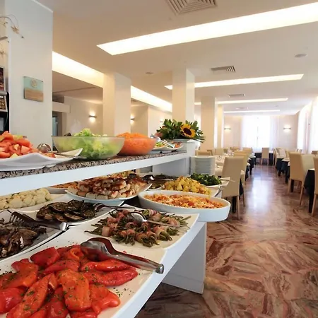 Family Hotel Antibes -50m dal mare --3