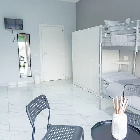 Hostel Partenope-2
