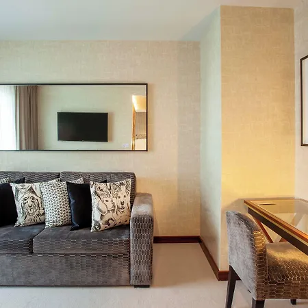 Wine & Books Porto Hotel - Small Luxury Hotels Of The World-2