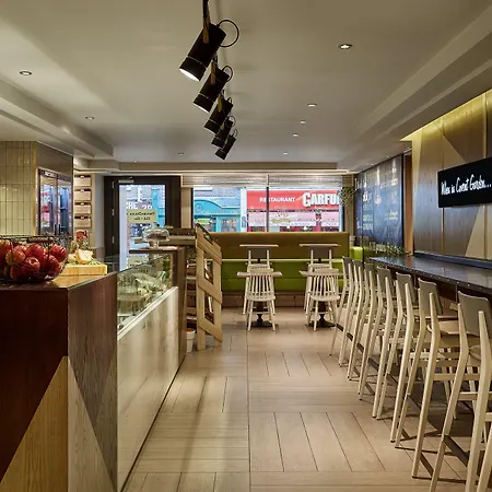 Hub By Premier Inn London Covent Garden-3