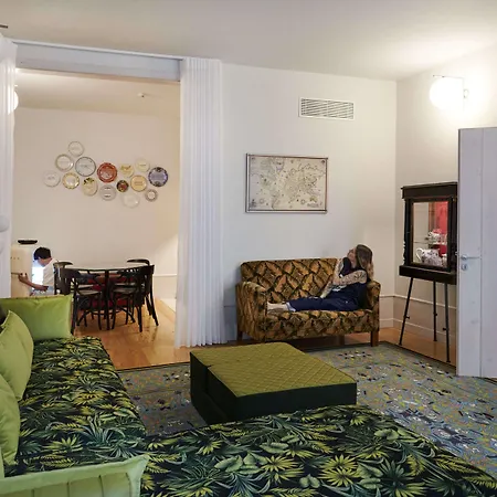 Cais Urban Lodge-2