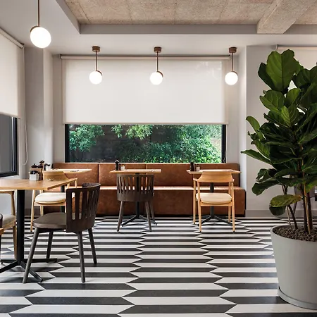 Holiday Inn Express Porto - Boavista By Ihg-2