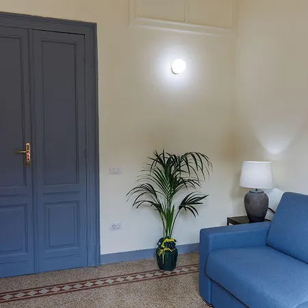 Onlyrooms IV - Sea View & Free Parking-2
