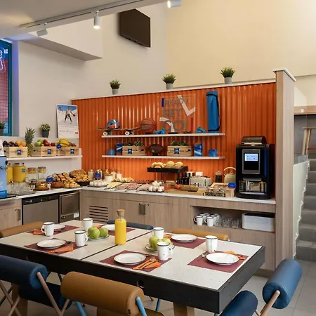 ibis budget Valencia Centro Puerto-3