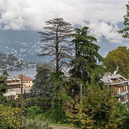 Como Lake Chic Retreat - Lake View - Self Checkin-3