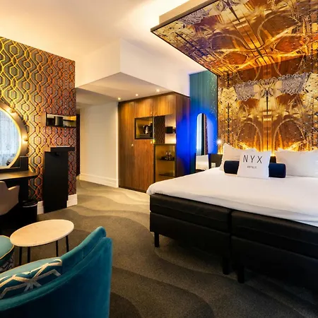 Nyx Hotel Amsterdam Rembrandt Square-3